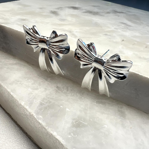 Brinco Laço Liso Prata